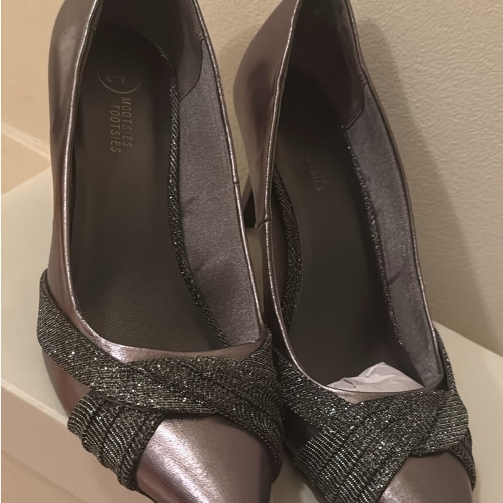 Mootsies Tootsies Silver Glitter Heels for Evening Wear
